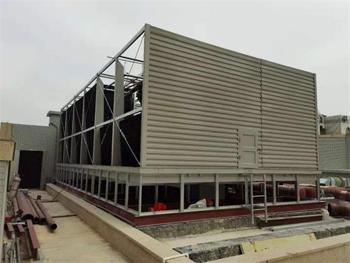 圓形冷卻塔降噪減震解決方案,中央空調(diào)冷卻塔降噪方案